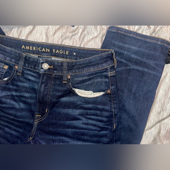 AE Men’s Next Level Flex Straight legged jeans - Picture 2 of 5